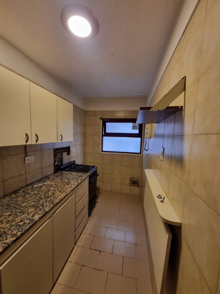 2 amb Lateral z/Santa Fe y Falucho