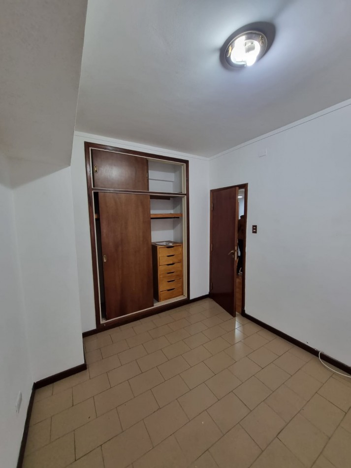 2 amb Lateral z/Santa Fe y Falucho