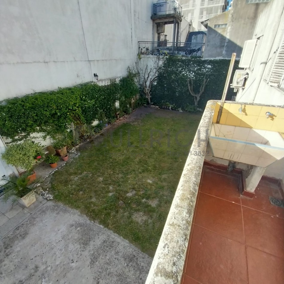 2 amb c/espacio de cochera LA PERLA